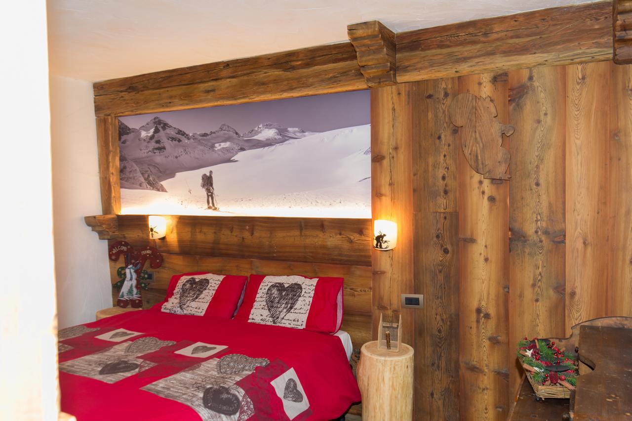 B/B La Locanda Delle Pulci Mezzana  Exteriör bild